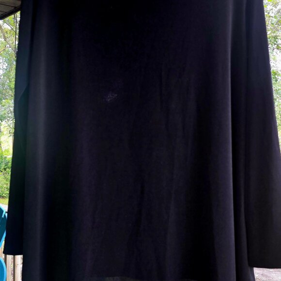 Cato Top - Picture 2 of 2